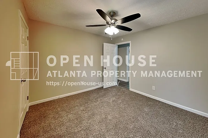 82 Fox Ridge Ct — Photo 15