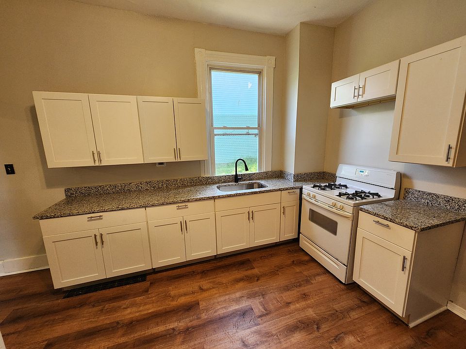 1st image of 3815 Cass Ave