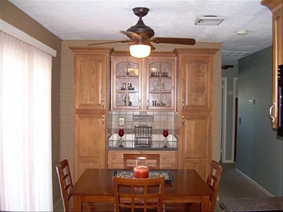 4th image of 8093 Mountain View Dr