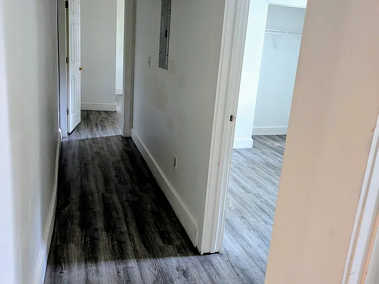 445 W McMicken Ave #1R — Photo 8