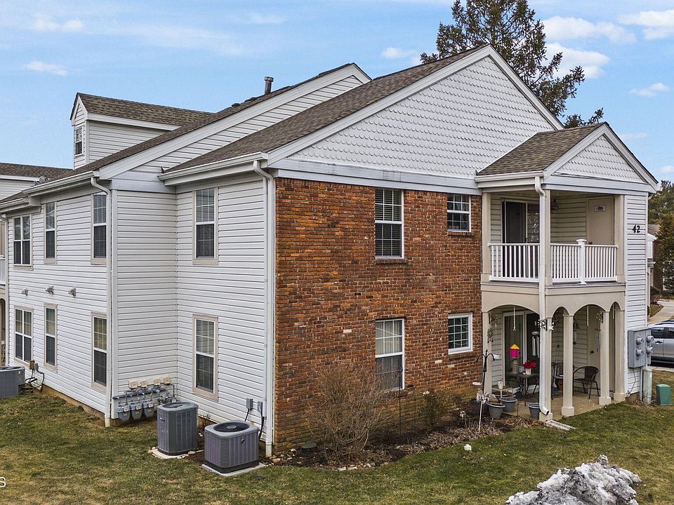 2nd image of 324 Tulip Lane
