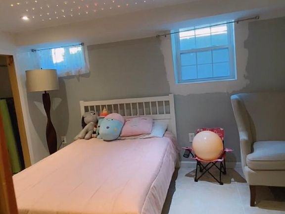 5th image of 3240 Hollywood St #2
