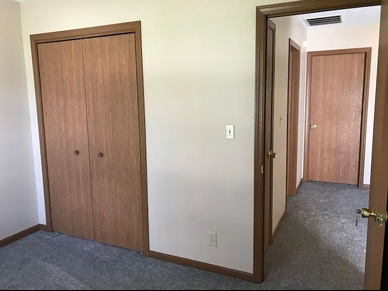 3140 Stratus Dr — Photo 9