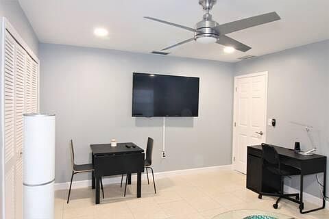 3rd image of 5422 Inverness Dr #2