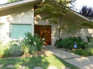 6540 N Briarwood Ave, Fresno, CA