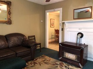 2412 Raven Rock Rd, Ararat, VA 24053