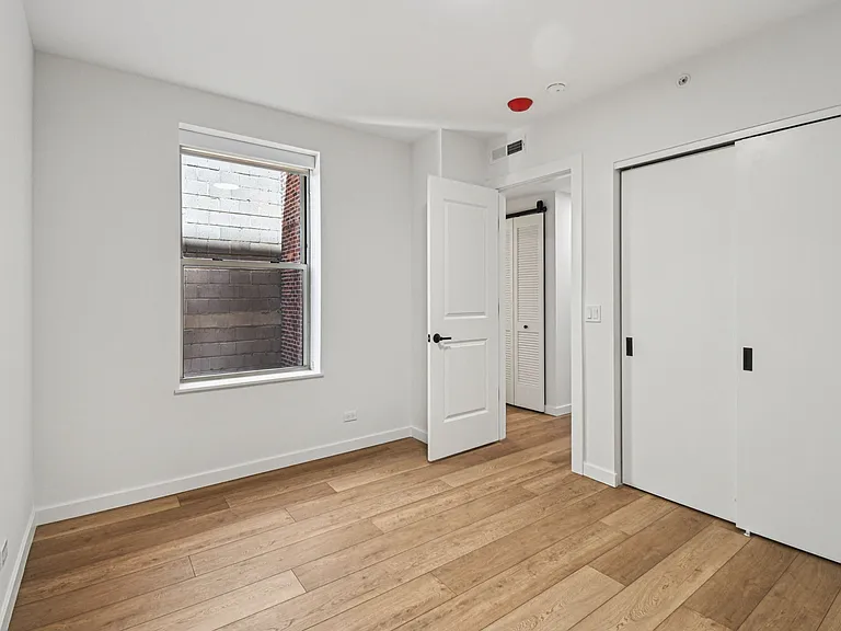 The Nest at Lincoln Park West — Photo 81