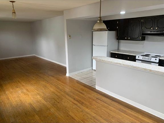 4th image of 817 Prescott Ave APT 2B