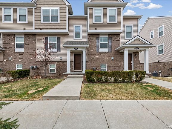 4th image of 4616 Bradley Cir