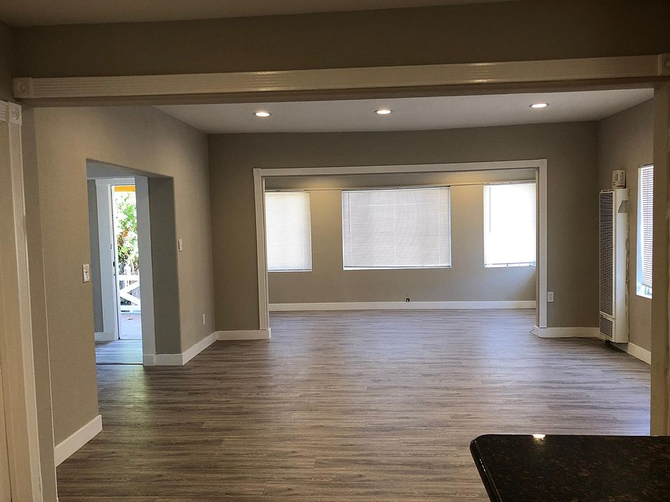1st image of 537 N Serrano Ave #1