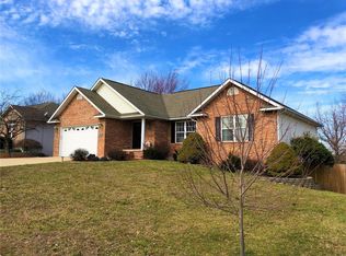 1213 Britt Ln, Rolla, MO 65401