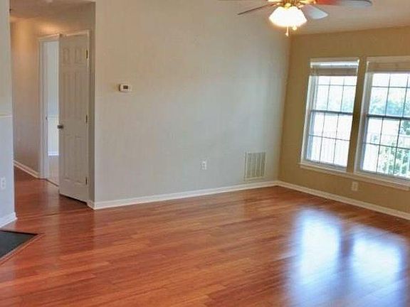 5th image of 10214 Wolfe Manor Ct Unit 112