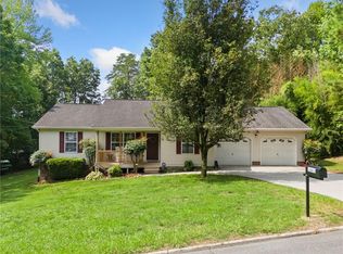1661 Farley Dr, Tunnel Hill, GA 30755