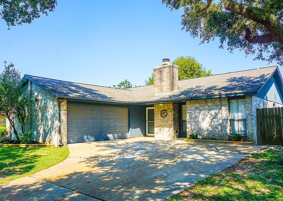 1st image of 18734 Clover Glen Ln