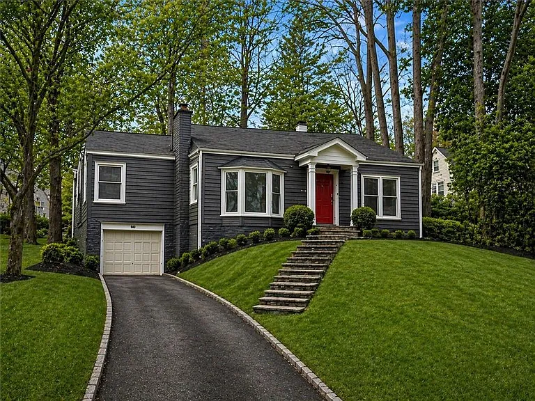 2836 Alpine Rd NE — Photo 1