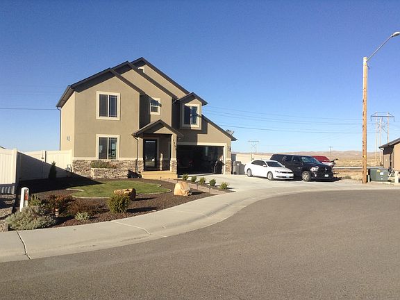 2nd image of 1335 Pronghorn Dr