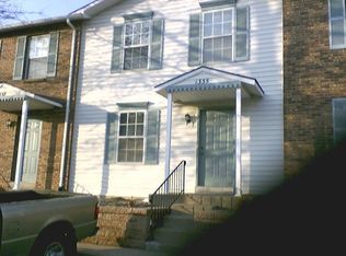 1337 Sunny Slope Dr, O'Fallon, MO 63366