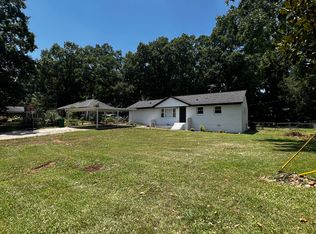 5026 Lochlain Dr, Charlotte, NC 28217