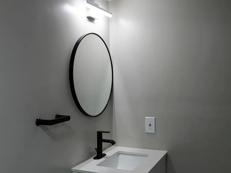 Campus Apartments — Photo 8