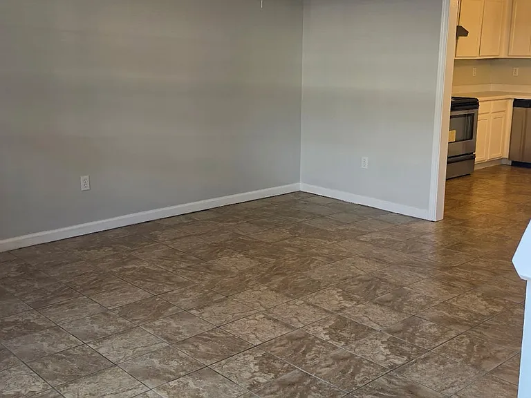 134 Point Place Dr — Photo 28