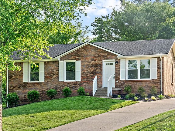 2nd image of 312 Bancroft Ct