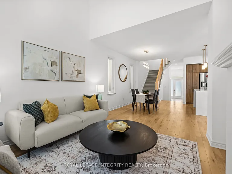 691 Capricorn Cir — Photo 12