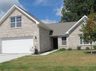 5734 Augusta Woods Dr, Plainfield, IN 46168
