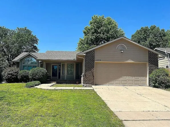 2719 S Yellowstone St, Wichita, KS 67215