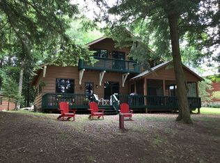 572 S Shore Rd, Old Forge, NY 13420