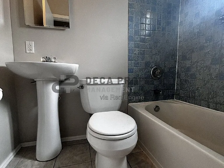 7026 Bancroft Ave — Photo 12