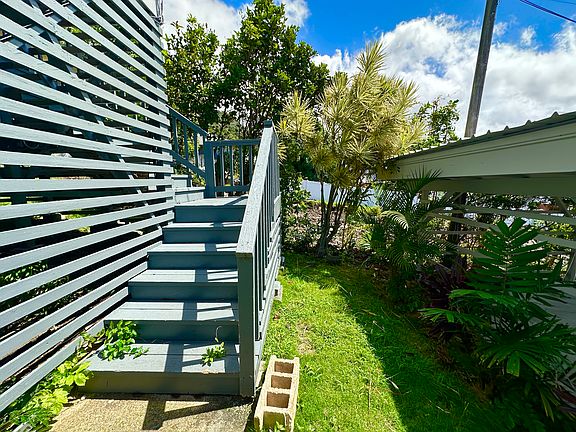 4th image of 2454 Waolani Ave #A