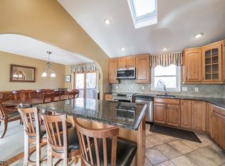 10 Lejay Ct, Wharton, NJ 07885