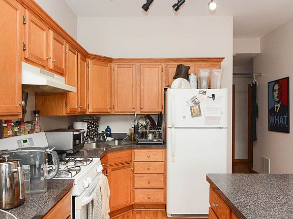 4th image of 2136 W Chicago Ave Unit F5