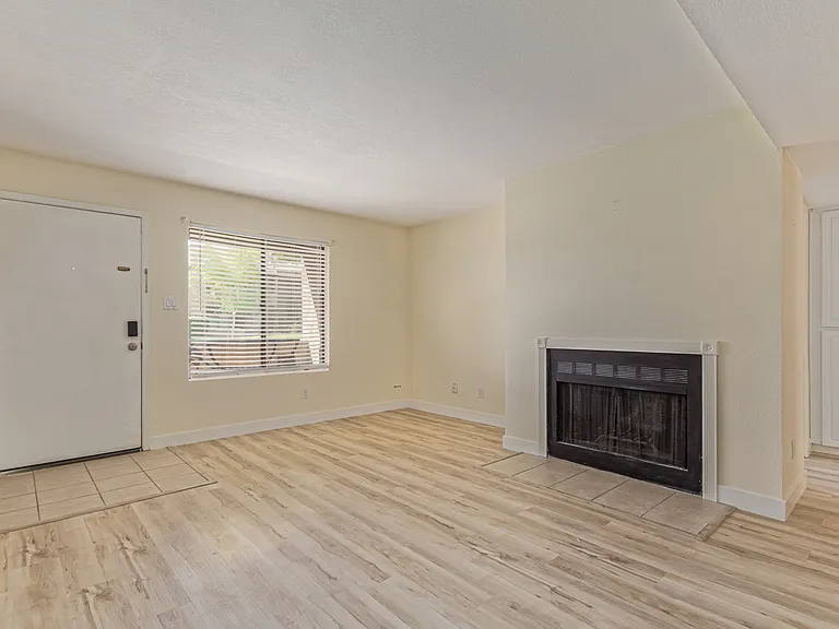 5995 N 78th St #1037 — Photo 14