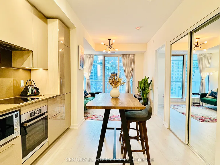 28 Freeland St #803 — Photo 16