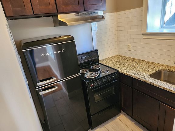 4th image of 207 N 8th St #C3