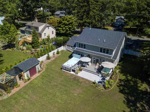 401 Shadyside Rd, Ramsey, NJ 07446