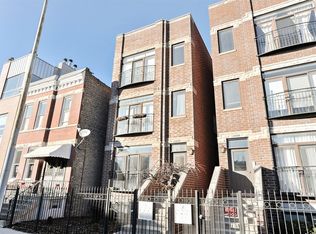2430 W Augusta Blvd APT 3, Chicago, IL 60622