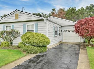 118 Pulaski Blvd, Toms River, NJ 08757