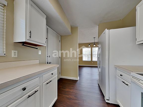 4th image of 4239 King Bird Ln