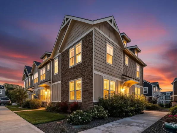 10739 W Brownstone Ln, Boise, ID 83709