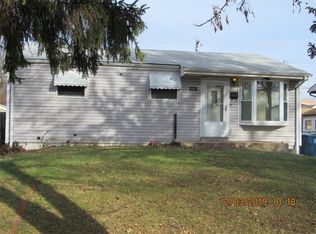 8661 Harold Dr, Saint Louis, MO 63134
