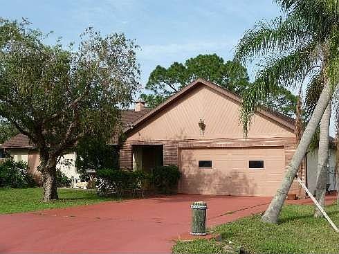 1st image of 317 NW Avens St
