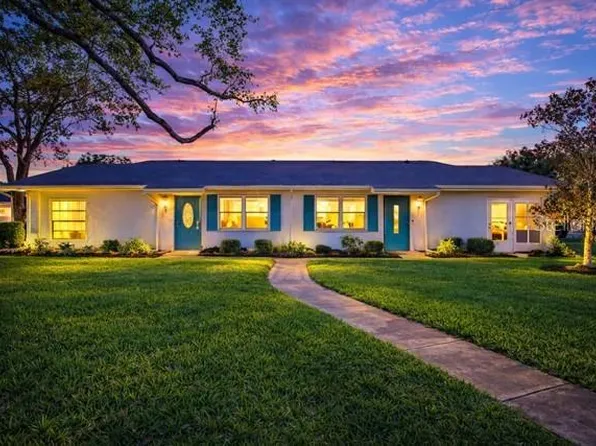 1906 Canterbury Ln Unit 32, Sun City Center, FL 33573