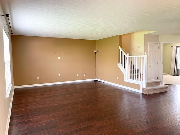 5th image of 853 Seabreeze Dr