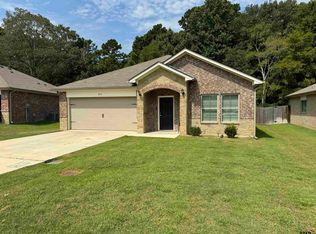 1215 Mission Creek Dr, Longview, TX 75601