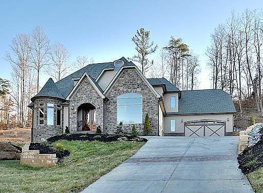 1st image of 8210 Meadow Falls Ln