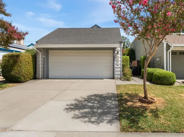 2201 Sandcastle Way, Sacramento, CA 95833