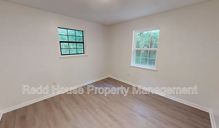 901 W Adams Ave — Photo 13