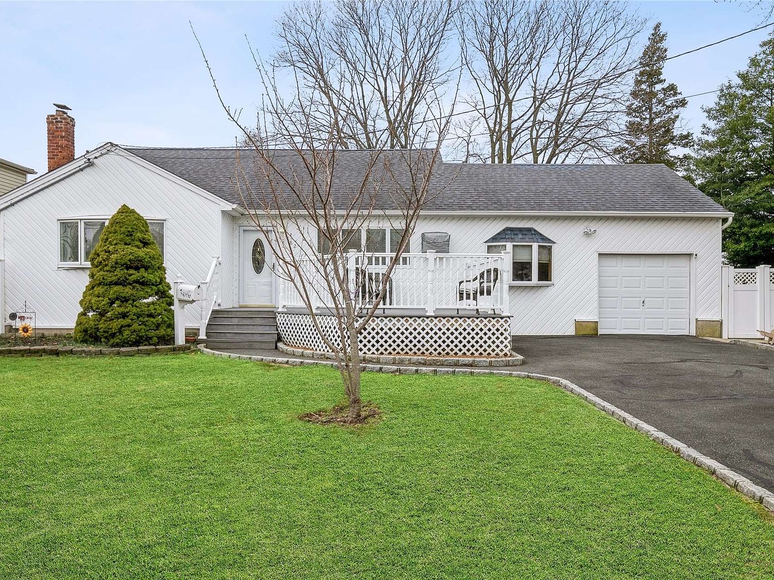 182 E 6 Street, Deer Park, NY 11729 Zillow